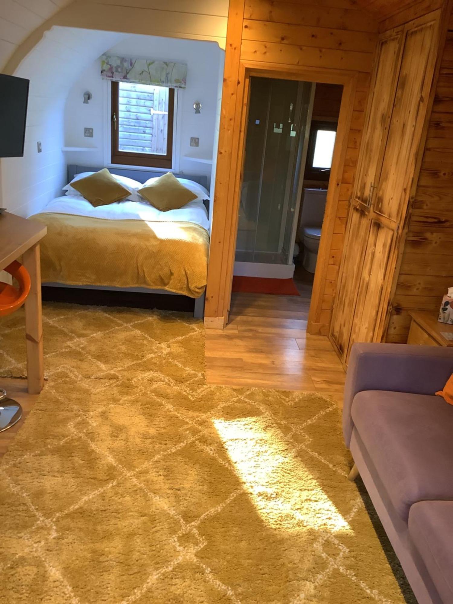 Little London Bed & Breakfast And Glamping Pod 호텔 아바크라프 외부 사진