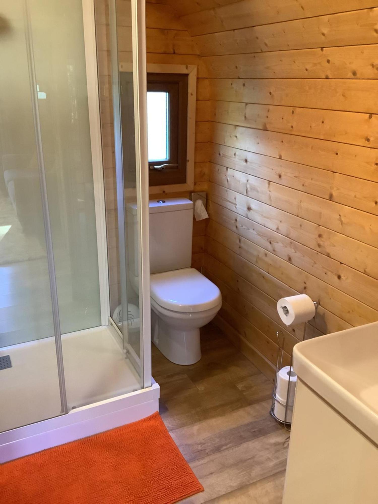 Little London Bed & Breakfast And Glamping Pod 호텔 아바크라프 외부 사진
