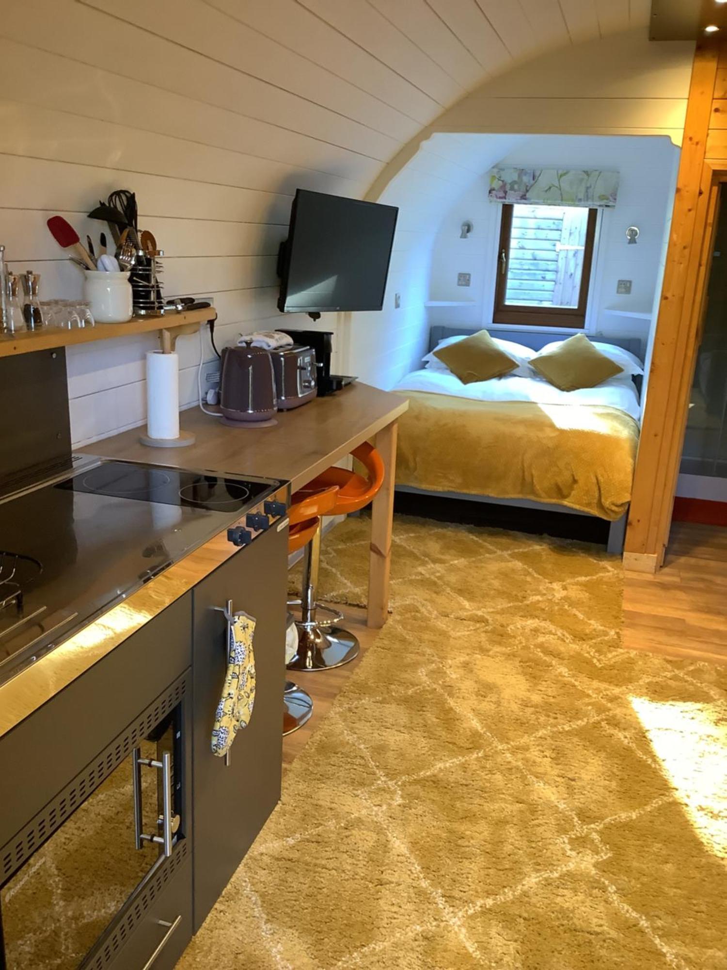 Little London Bed & Breakfast And Glamping Pod 호텔 아바크라프 외부 사진